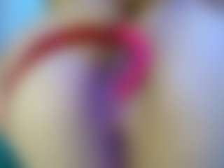 crystal-love18's Live Sex Cam Show