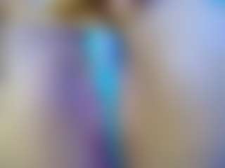 crystal-love18's Live Sex Cam Show