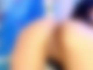 crystal-love18's Live Sex Cam Show