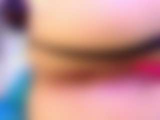 Live cam show with crystal-love18 - Handjob on Camsoda