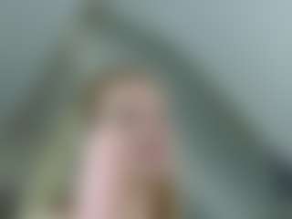 Live cam show with IceBlueBabe - Blonde Hair on Fling VIP Chat