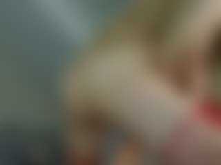 Live cam show with IceBlueBabe - Body Massage on camtv