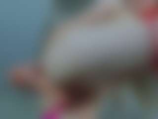 Live cam show with IceBlueBabe - Blue Eyes on livesexfox.com