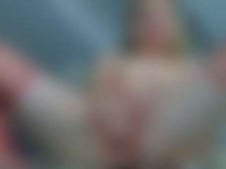 Live cam show with IceBlueBabe - Body Massage on Cam Slut