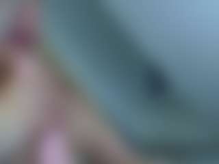 Live cam show with IceBlueBabe - Teen (18+) on SxyPornLive