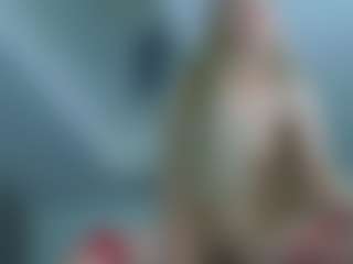 Live cam show with IceBlueBabe - Body Massage on SxyPornLive