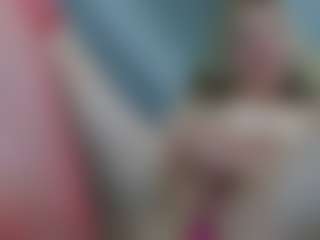 Live cam show with IceBlueBabe - Body Massage on fuklive.com