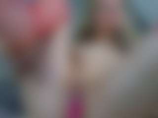 Live cam show with IceBlueBabe - Blue Eyes on Pornisteam.com