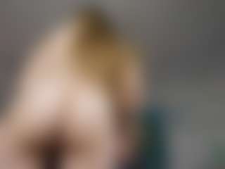 IceBlueBabe's Live Sex Cam Show