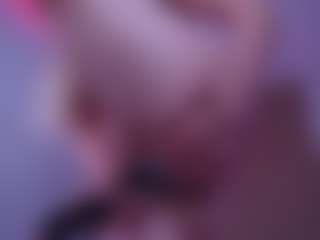 IceBlueBabe's Live Sex Cam Show