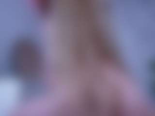 Live-Cam-Show mit IceBlueBabe - Ass Bouncing auf Camsoda