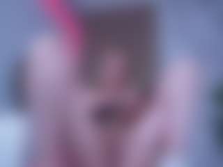 Live cam show with IceBlueBabe - Blue Eyes on studioflirtlive.com