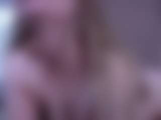 Live cam show with IceBlueBabe - Body Massage on Latina Girls