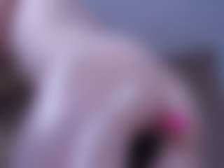 Live cam show with IceBlueBabe - Body Massage on googirlz