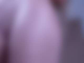 Live cam show with IceBlueBabe - Blue Eyes on Latina Girls