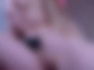 Live cam show with IceBlueBabe - Body Massage on fuck-show.com