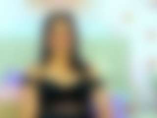 Live cam show with Marcella Castelli - Mature on Camsoda