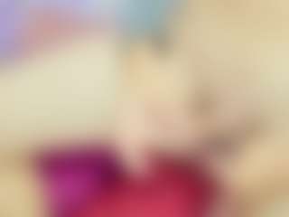 Live cam show with NarjoSufa - Gape on Camsoda