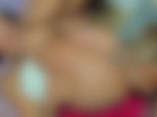 Live cam show with NarjoSufa - Brown Eyes on Milfs Live