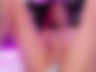 Amelie-Loove's Live Sex Cam Show
