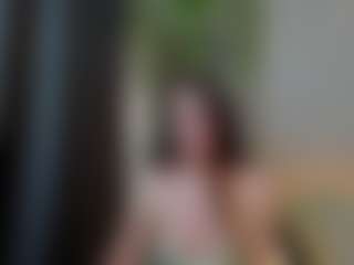 Aurora-Temptiaaa's Live Sex Cam Show