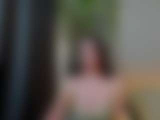 Live cam show with Aurora-Temptiaaa - Erotic Dance on milfzrlive.com