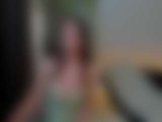 Live cam show with Aurora-Temptiaaa - College on milfzrlive.com