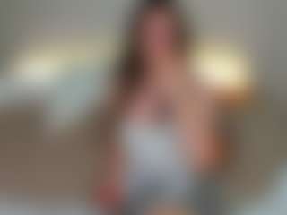 Live cam show with Aurora-Temptiaaa - Cute on Hubzter Live