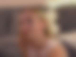 Live cam show with HeyBecky - Raven Hair on nudelive.tv