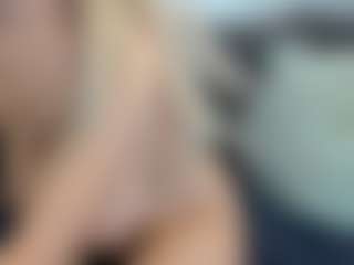 Live cam show with Ivy-Tease - Fingering on Camsoda