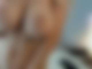 Live cam show with Ivy-Tease - Full Nudity on CamwithHer