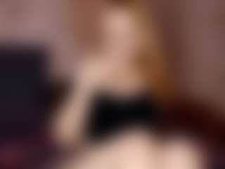 Live cam show with KellyNobles - College on Camsoda