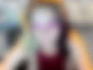 Live cam show with Kiara-Cruz - Smoking on anonymated.com