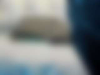 Live cam show with Kiara-Cruz - Big Tits on livesuperchat.net