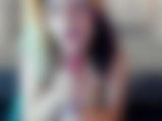 Kiara-Cruz's Live Sex Cam Show