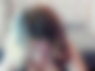 Live cam show with Kiara-Cruz - Nipple Piercings on instabang