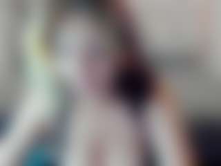Live cam show with Kiara-Cruz - Dildo Or Vibrator on TastyBlacksLive