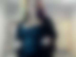 Live cam show with Kiara-Cruz - Fuck Machine on Nude Live Now