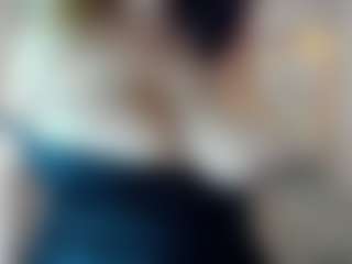 Live cam show with Kiara-Cruz - Deepthroat on Camming Site