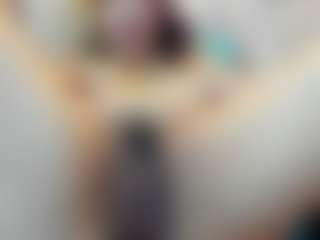 Live cam show with Kiara-Cruz - Lovense on Pornisteam.com