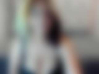 Live cam show with Kiara-Cruz - Facial Piercings on EXY