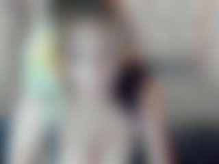Live cam show with Kiara-Cruz - Big Tits on milfzrlive.com