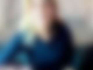 Kiara-Cruz's Live Sex Cam Show