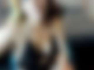 Live cam show with Kiara-Cruz - MILF on SinfulBabes