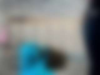 Kiara-Cruz MILF webcam performer live streaming