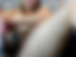 Live cam show with Kiara-Cruz - Hairy Pussy BBW on crypto-cams