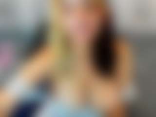 Kiara-Cruz's Live Sex Cam Show