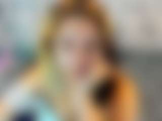 Kiara-Cruz's Live Sex Cam Show