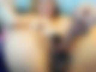 Live cam show with Kiara-Cruz - Anal on Uber Horny