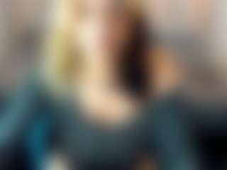 Kiara-Cruz's Live Sex Cam Show